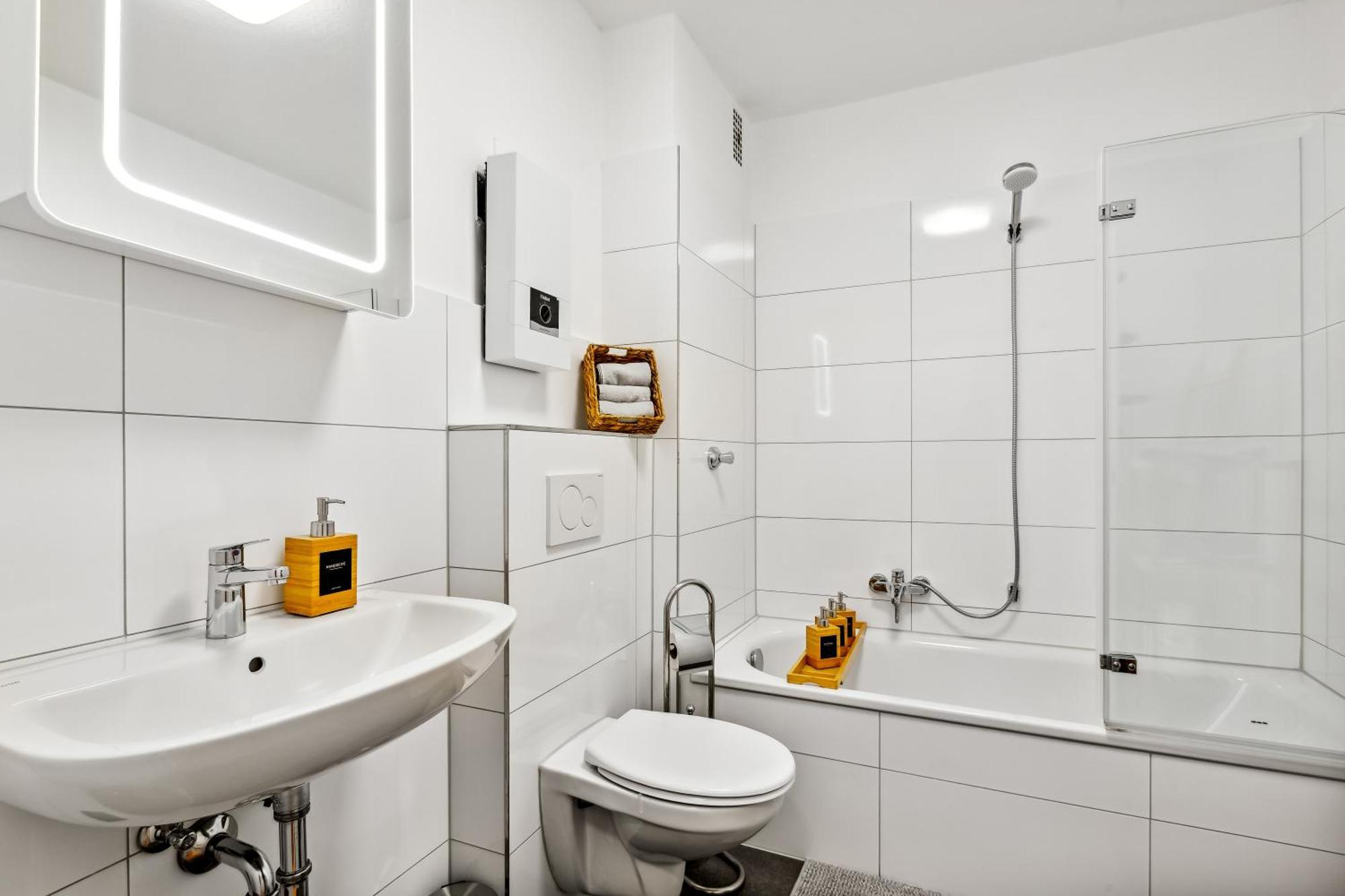 3 Zimmer, 68Qm, Parkplatz, Messe Dus, Logport, Duisport Duisburg Ngoại thất bức ảnh